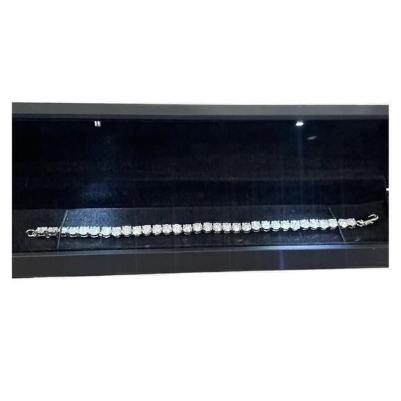 Moissanite Diamond Tennis Bracelet 3mm Adjustable 18K Brilliant Cut - Picture 5 of 11